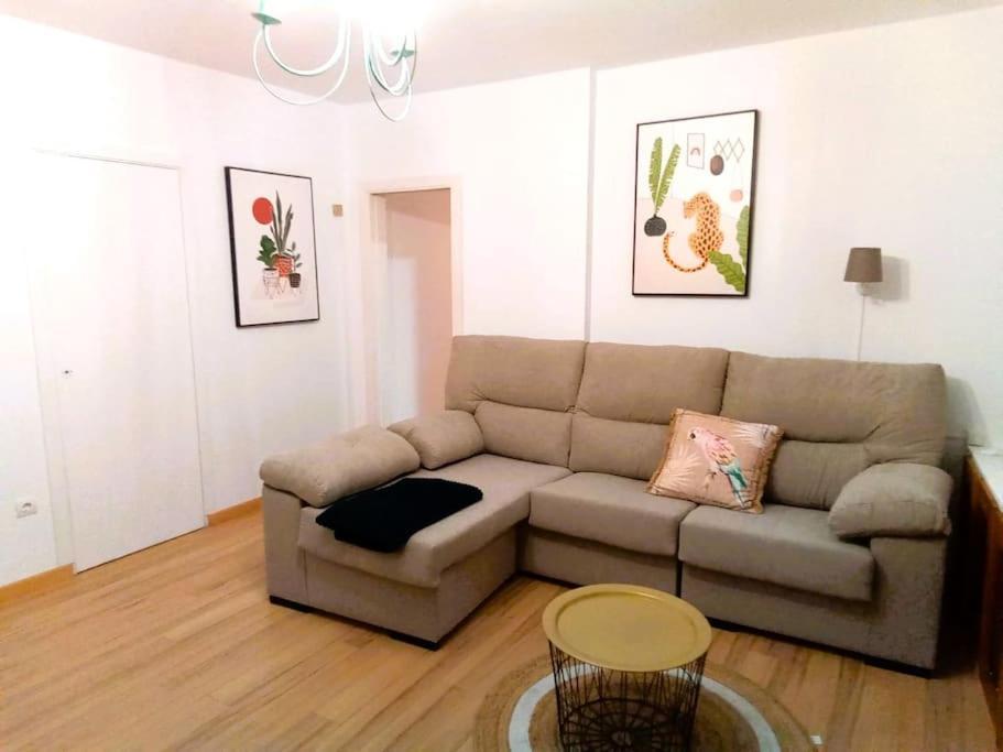 Apartament La Torre Del Reloj Ponferrada Zewnętrze zdjęcie
